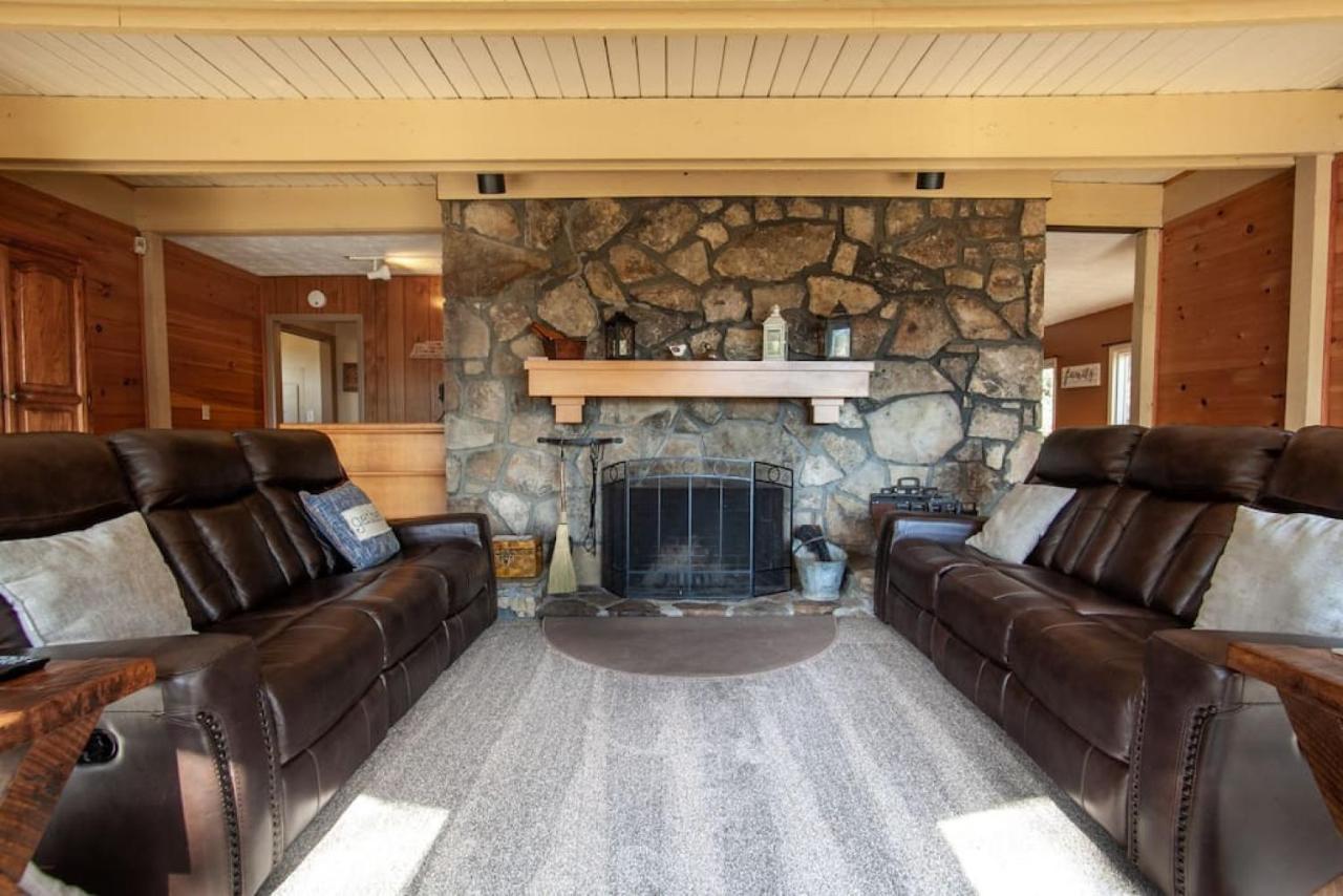 Bear View Chalet With Hot Tub And Near Ober Gatlinburg Zewnętrze zdjęcie