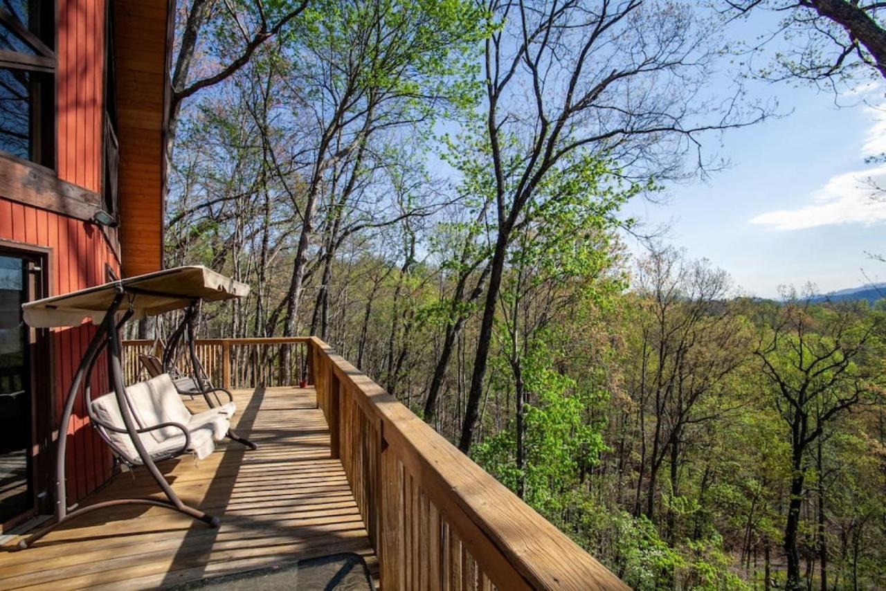 Bear View Chalet With Hot Tub And Near Ober Gatlinburg Zewnętrze zdjęcie